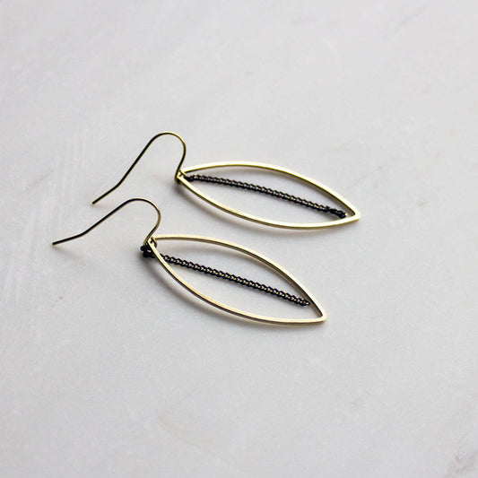 Leaf earrings, gold and black chain earrings, dangle earrings, elegant earrings, bridesmaid earrings, minimalist statement jewelry, gift