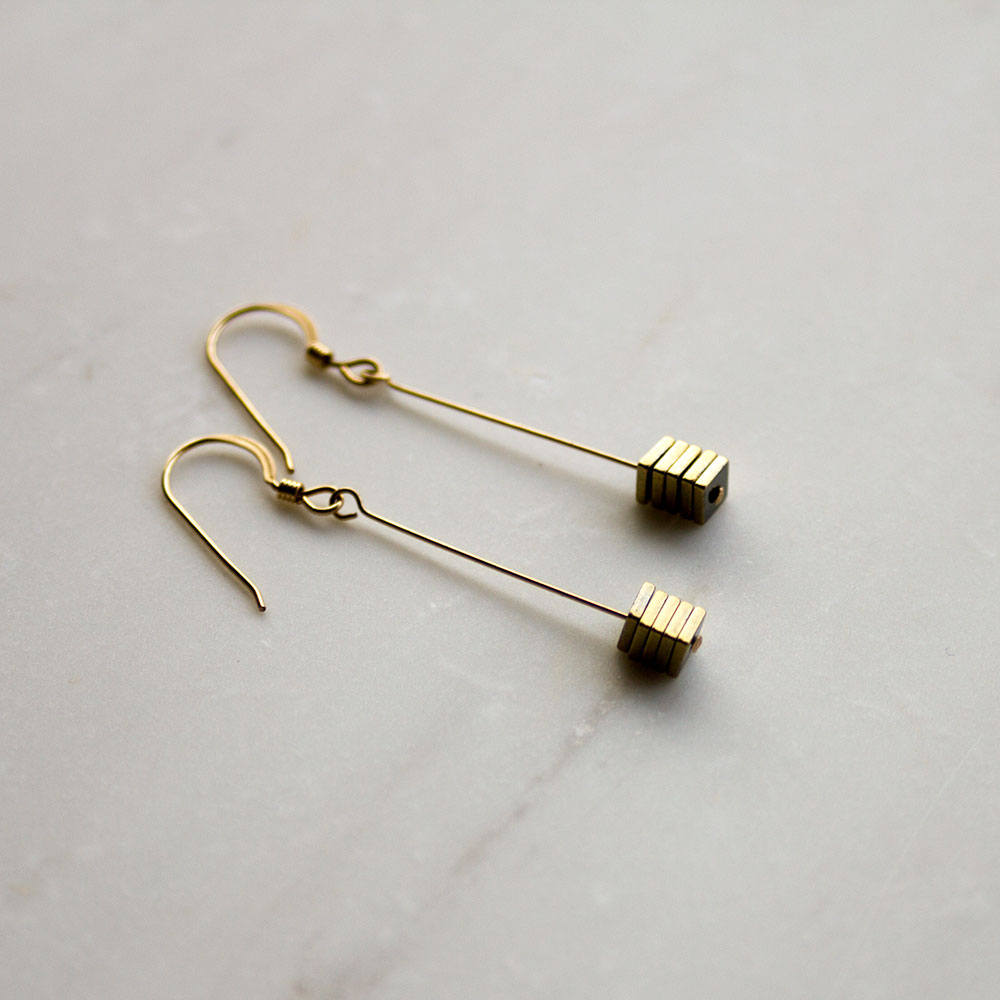 Gold Drop Earrings, Minimalist Drop Earrings, dangle earrings, Delicate Earrings, handmade jewelry, cube earrings, geometric jewelry