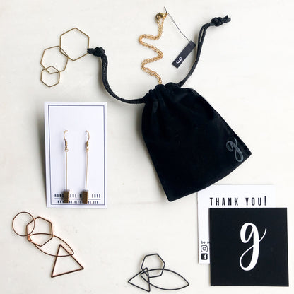 Triangle locket necklace, Teardrop locket Necklace, Gold Locket, Simple Locket, Geometric Locket, Gift for Her, minimalist gift for women