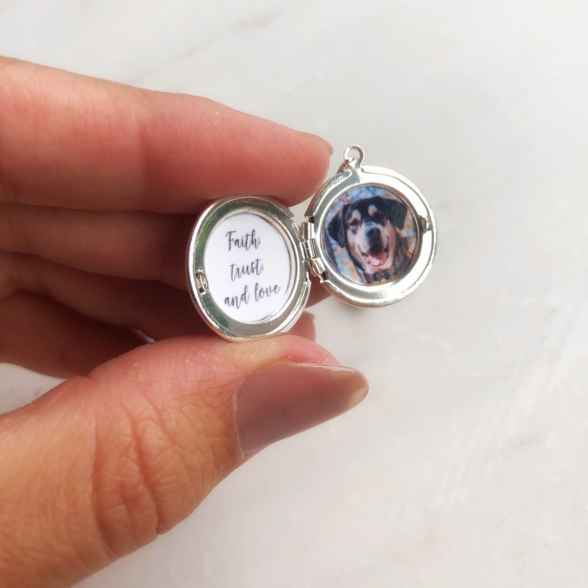 Small Silver Locket, tiny locket, silver photo locket, personalized locket necklace
