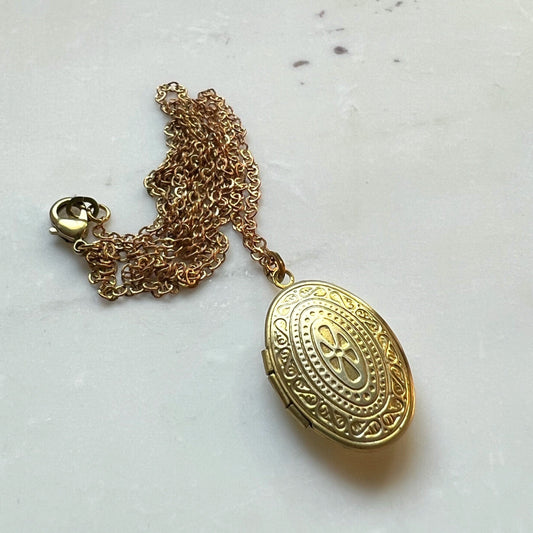 Vintage style oval locket, small photo locket, antique gold locket
